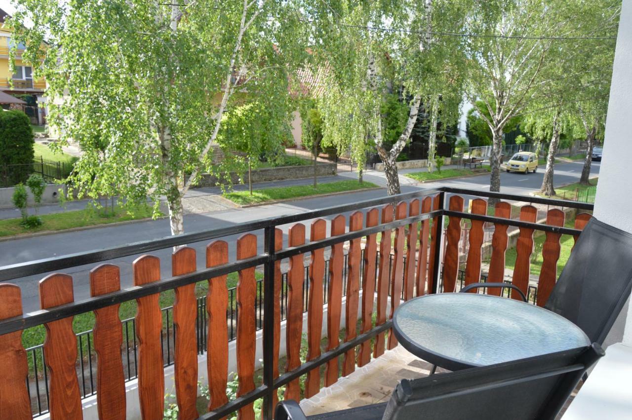 Varga Apartman Héviz Zewnętrze zdjęcie