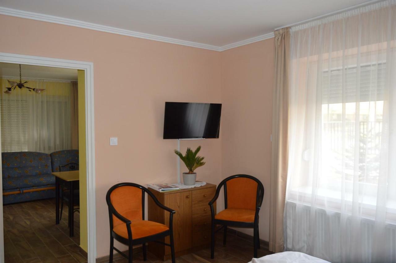 Varga Apartman Héviz Zewnętrze zdjęcie